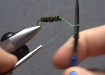 Video: How to Use Half-Hitches with Your Tying Scissors, Part 2