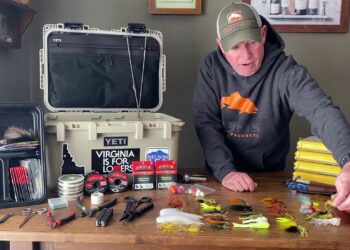 Review of fly fishing flies and tackle.