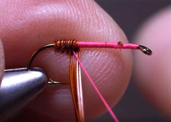 Video: How to Wrap Multi-Strand Materials on the Hook