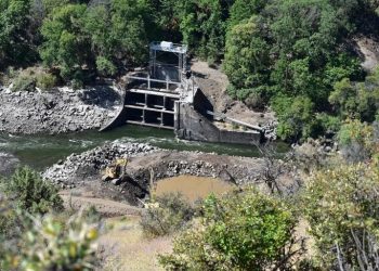 With one down, Klamath dam removal proceeds on schedule