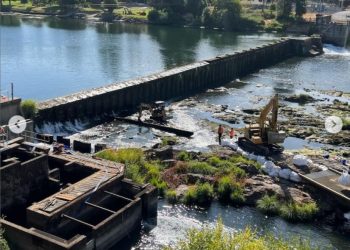 Winchester Dam Repairs Begin Despite Permitting Irregularities, Collapsing Summer Steelhead Run, and Fears of Another Fish Kill