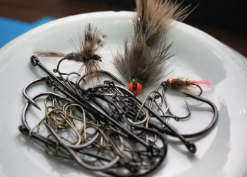 Barbed vs Barbless Hooks | MidCurrent