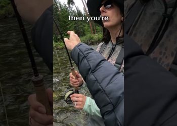 Fly Rod Hack Every Angler Should Know 🎣🔥  #fishing #flyfisherman #flyfishing  #fishingtips